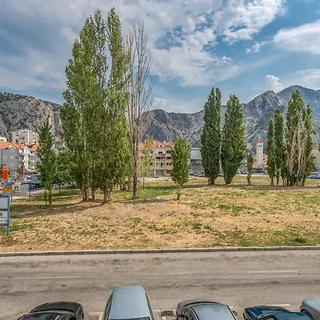 Duje * Omis